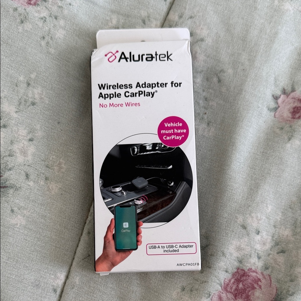 Wireless CarPlay Adapter